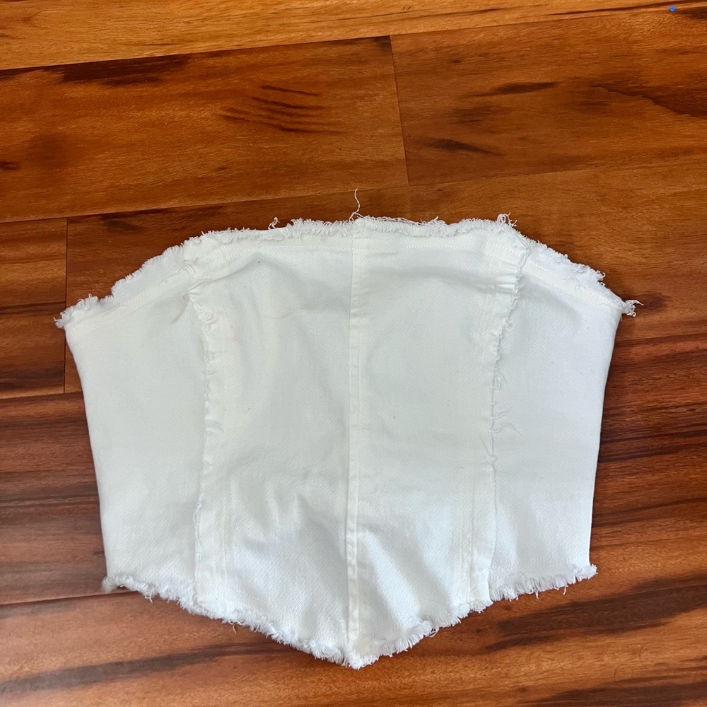 PacSun White Crop Top